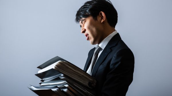 「働きすぎ」はもう古い？電気主任技術者の新しい働き方