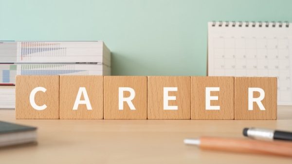 電気主任技術者の独立で年収1000万は可能？現実と収支